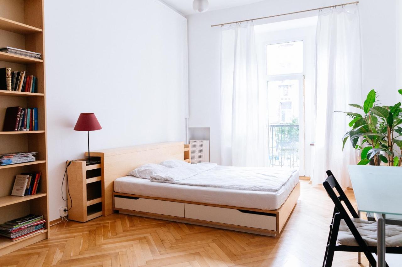 Comfortable & Spacious Lodz City Center Apartment Bagian luar foto